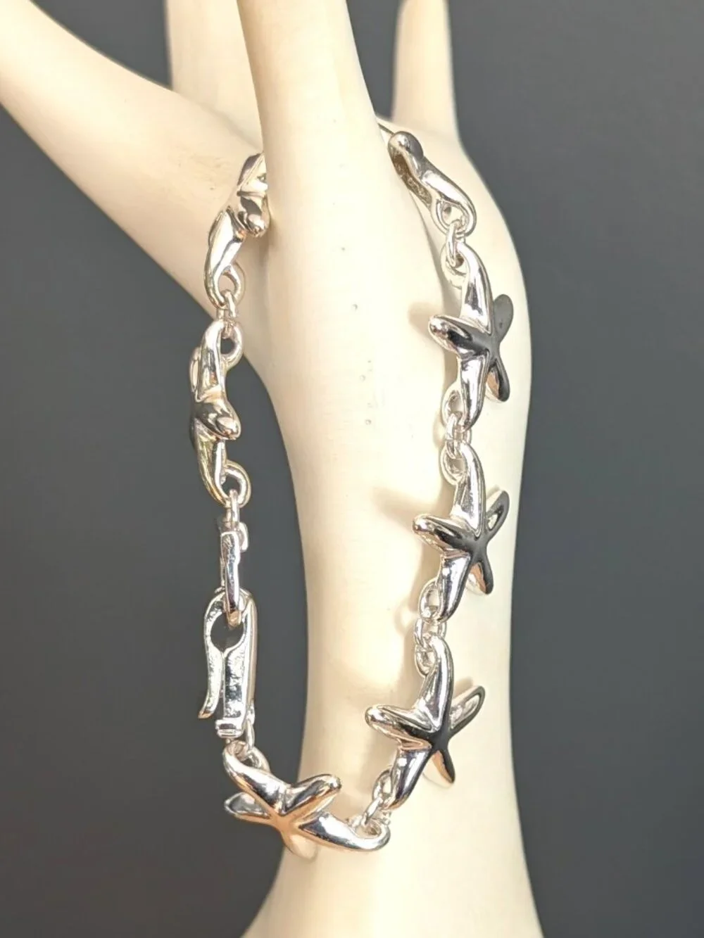 Silver starfish magnetic closure bracelet